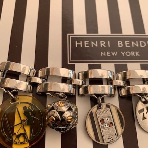 Henri Bendel Vintage Silver Link Six Charm Bracelet Rare - Picture 11 of 15